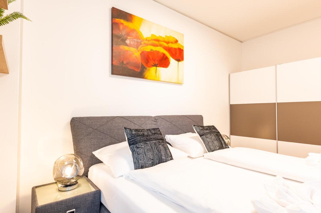 Apartament Over The Roofs Of